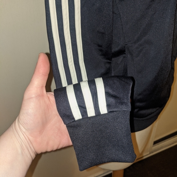 Classic Adidas track jacket - Picture 6 of 11